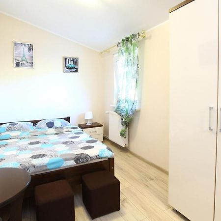 Pod Kasztanem Apartment Lubin  Exterior photo